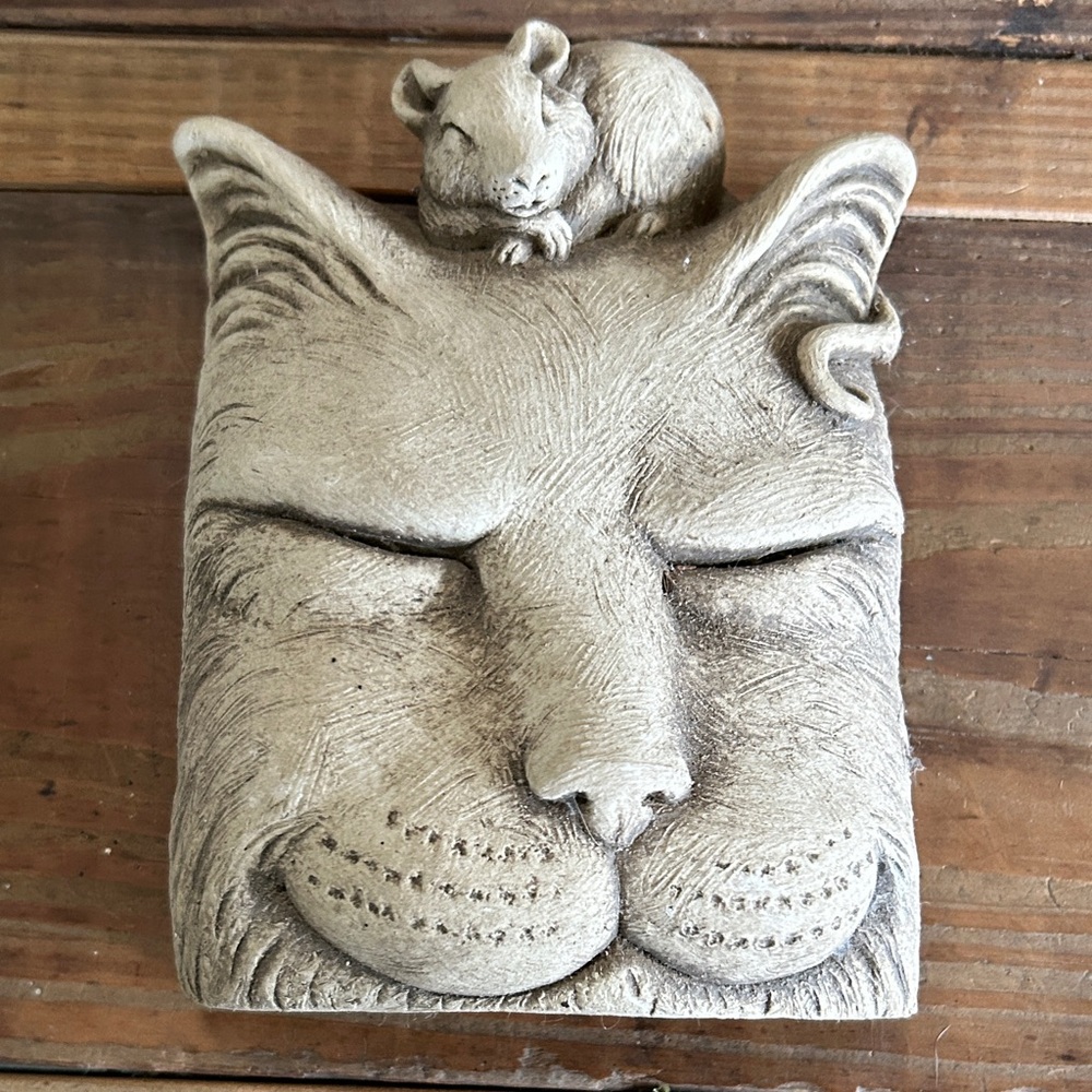Carruth Studio Stone Cat 🐈 and Mouse 🐭 Wall Art SO CUTE!